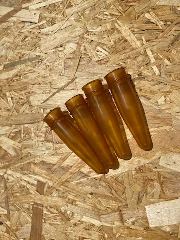 [ACETTETLATX4] Tétine veau latex pour biberon plastique blanc - Lot de 4